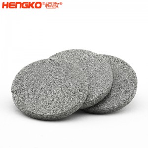 恒歌供應生產(chǎn)環(huán)保業(yè)中低溫氣體油氣除塵用粉末燒結(jié)不銹鋼過濾片